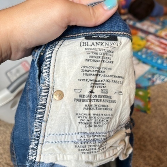 Blank NYC Astor denim shorts - Picture 4 of 4